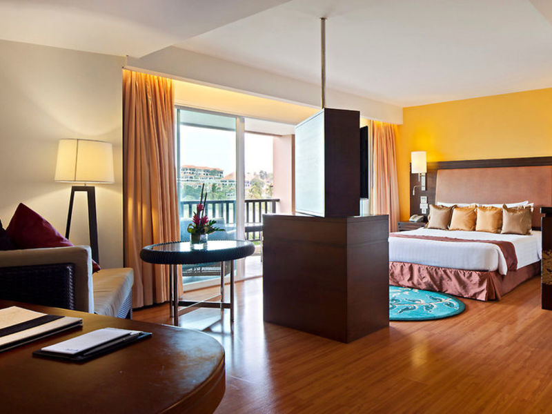 Radisson Plaza Resort Phuket