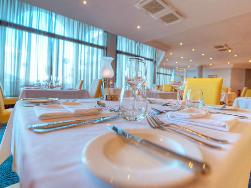 Radisson SAS Bay Point Re
