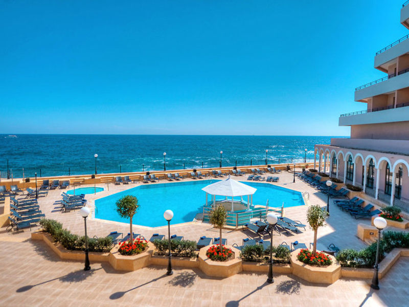 Radisson SAS Bay Point Re