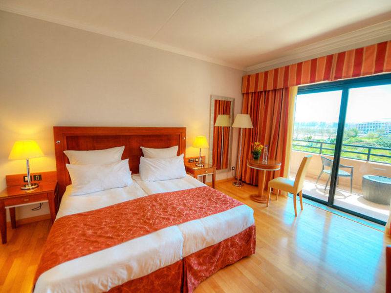 Radisson SAS Bay Point Re