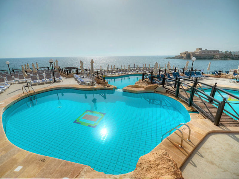 Radisson SAS Bay Point Re