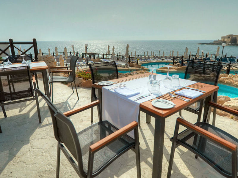 Radisson SAS Bay Point Re