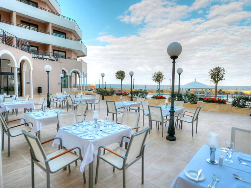Radisson SAS Bay Point Re