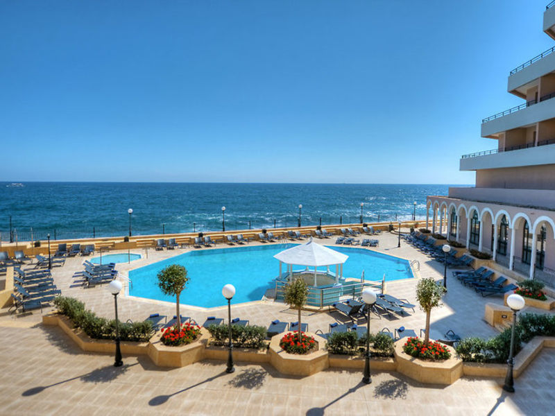 Radisson SAS Bay Point Re