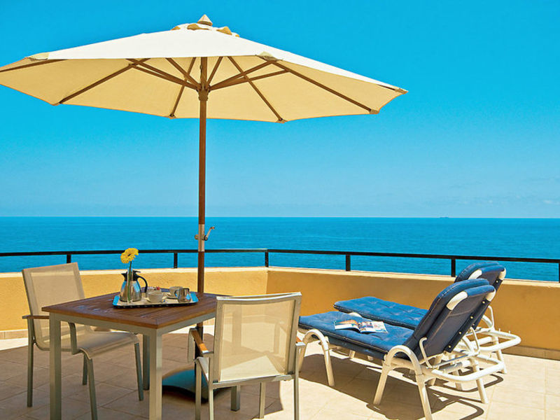 Radisson SAS Bay Point Re