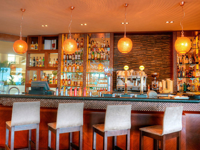 Radisson SAS Bay Point Re