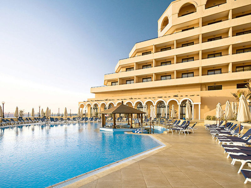 Radisson SAS Bay Point Re