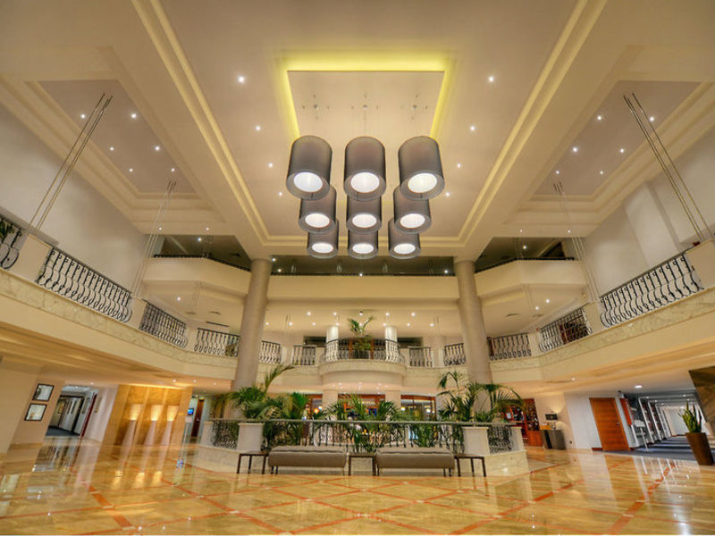 Radisson SAS Bay Point Re