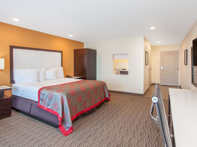 Ramada By Wyndham Culver City