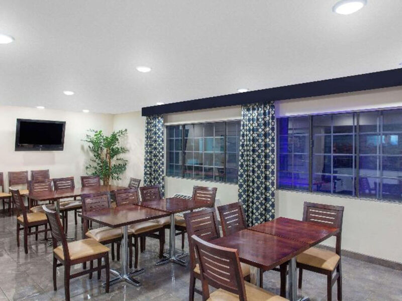 Ramada By Wyndham Culver City