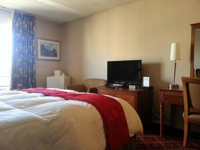 Ramada By Wyndham Los Angeles/Koreatown West