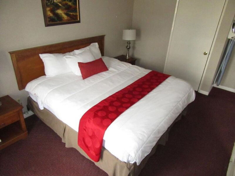 Ramada By Wyndham Los Angeles/Koreatown West