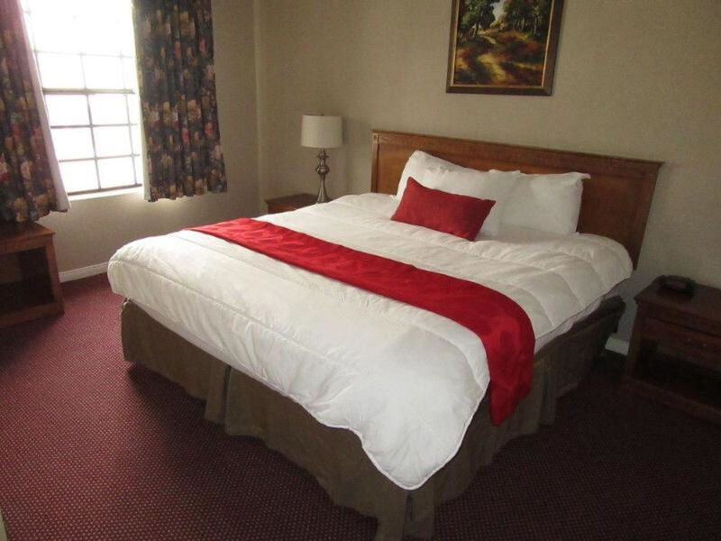 Ramada By Wyndham Los Angeles/Koreatown West