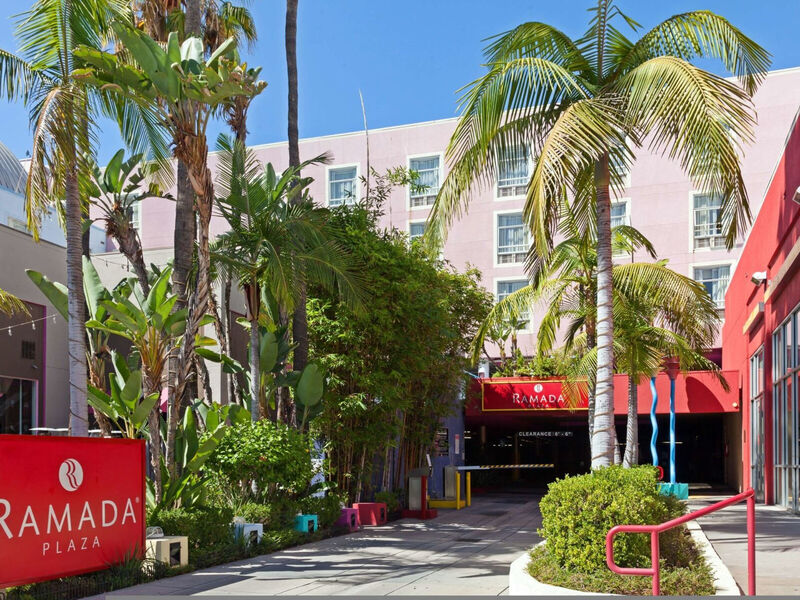 Ramada Plaza By Wyndham West Hollywood