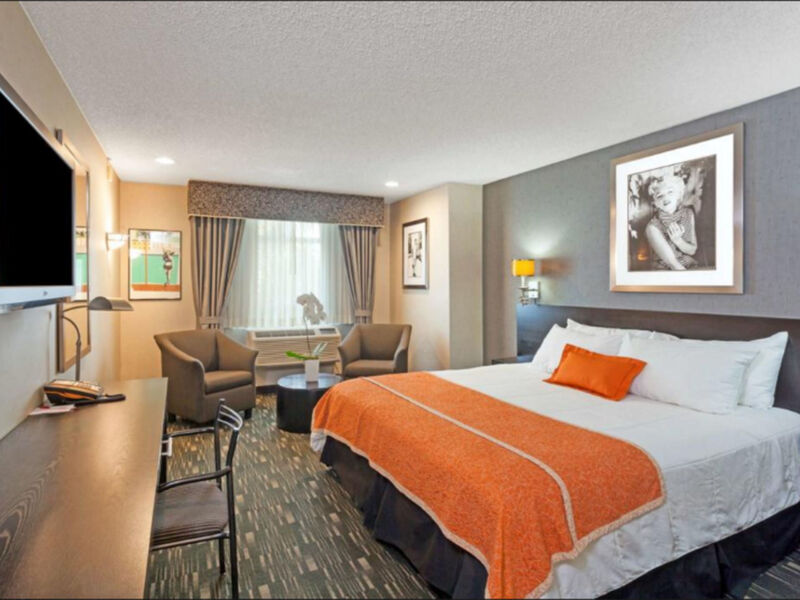 Ramada Plaza By Wyndham West Hollywood