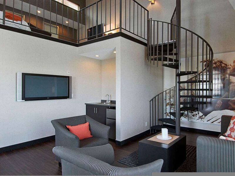 Ramada Plaza By Wyndham West Hollywood