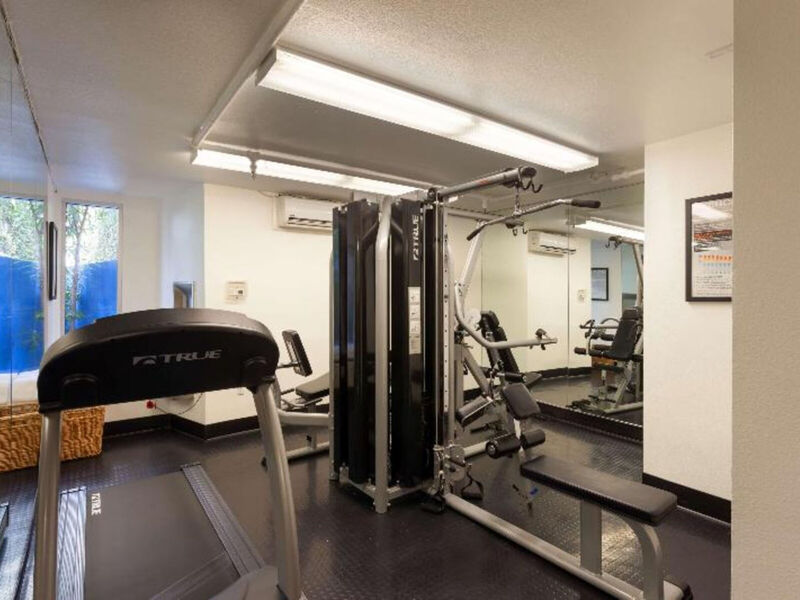 Ramada Plaza By Wyndham West Hollywood