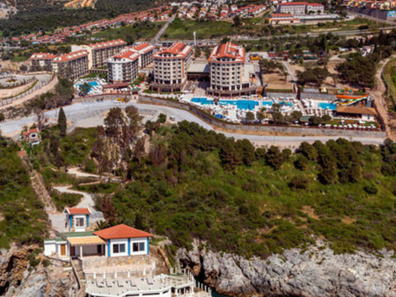 Ramada Resort Kusadasi