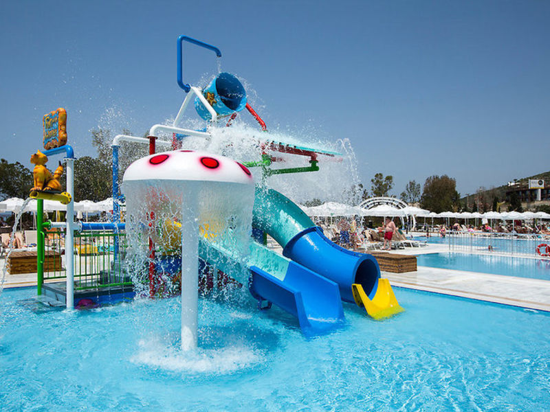 Ramada Resort Kusadasi
