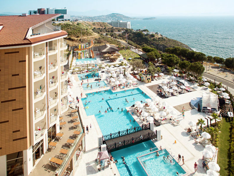 Ramada Resort Kusadasi