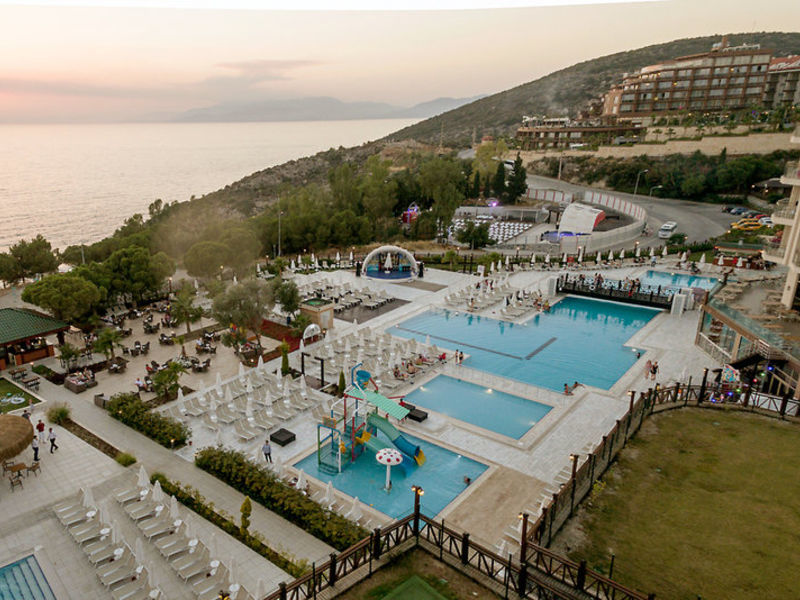 Ramada Resort Kusadasi