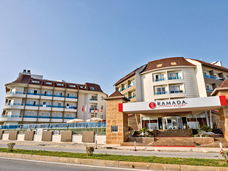 RAMADA Resort Side