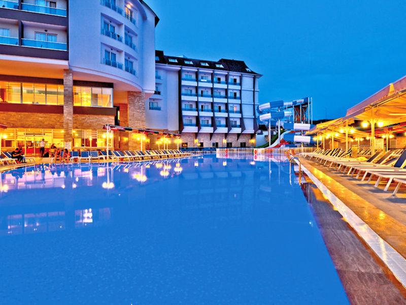 RAMADA Resort Side