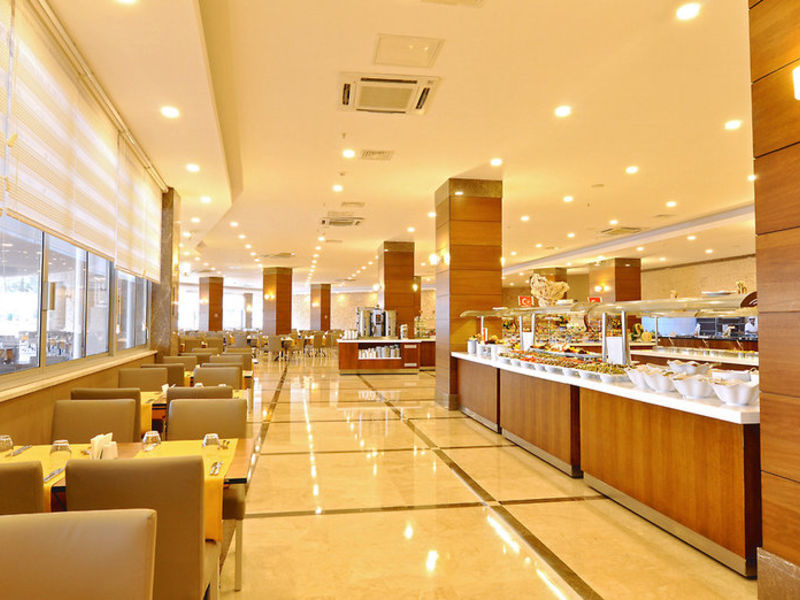 RAMADA Resort Side