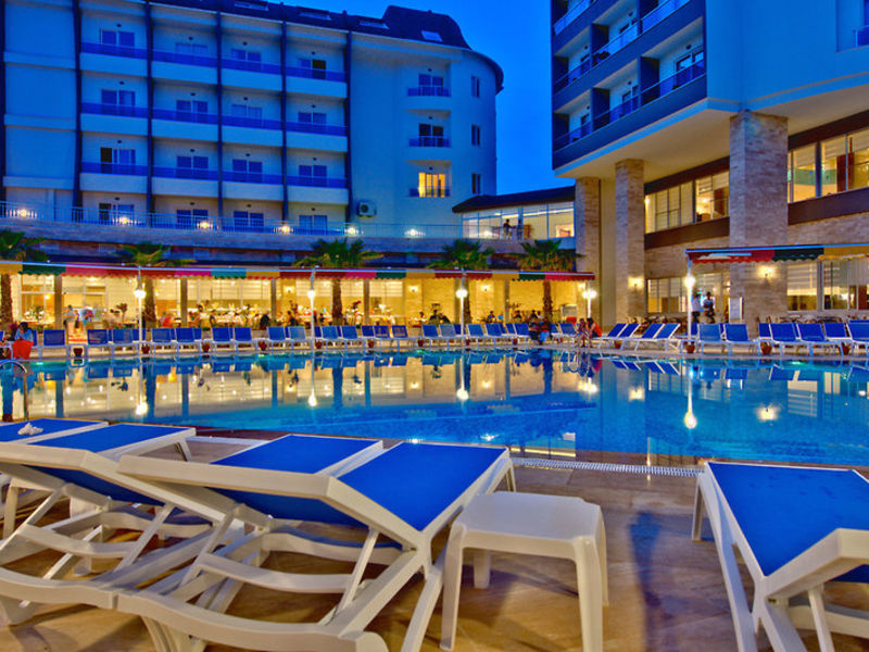RAMADA Resort Side
