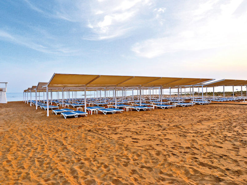 RAMADA Resort Side