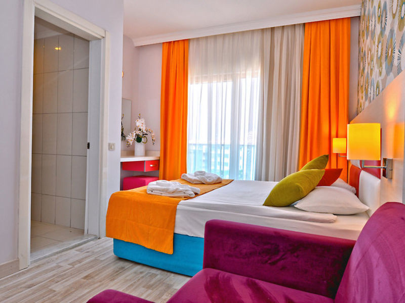 RAMADA Resort Side