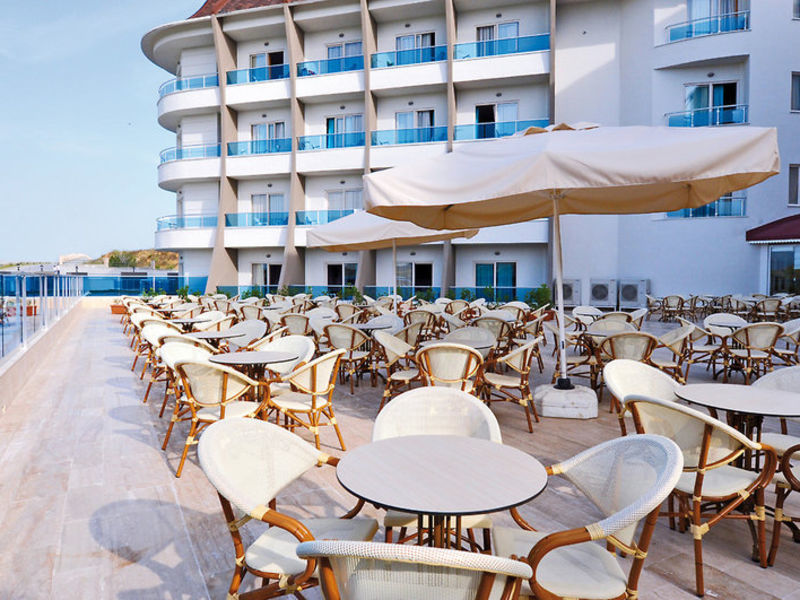 RAMADA Resort Side