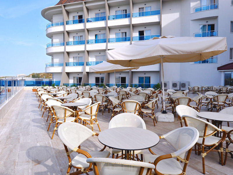 RAMADA Resort Side