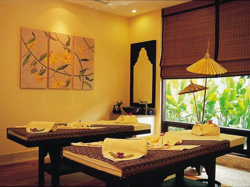 Ravindra Beach Resort & Spa
