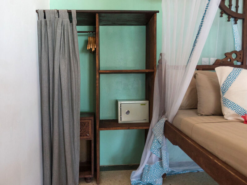 Reef And Beach Resort