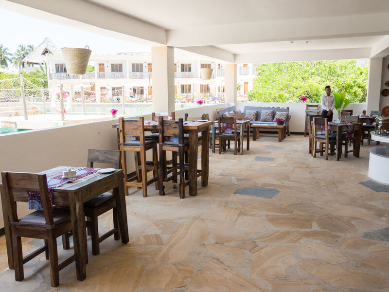 Reef And Beach Resort