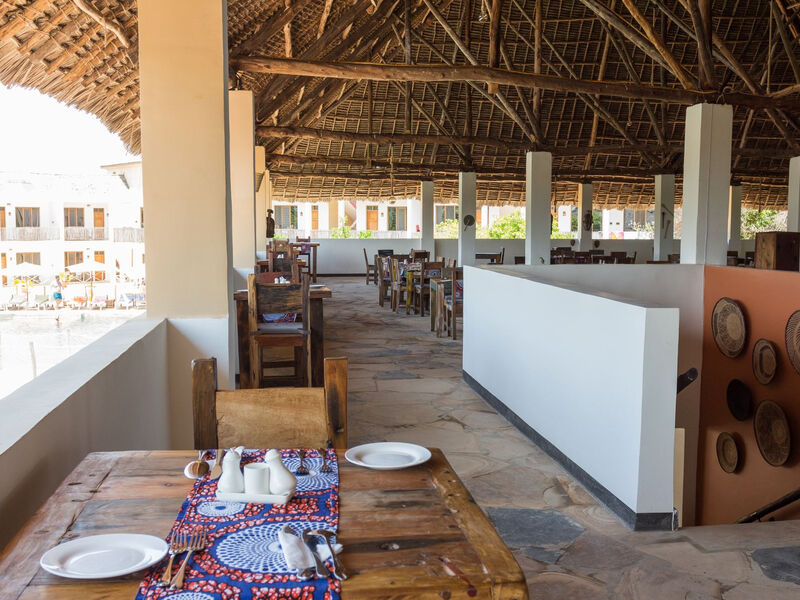 Reef And Beach Resort