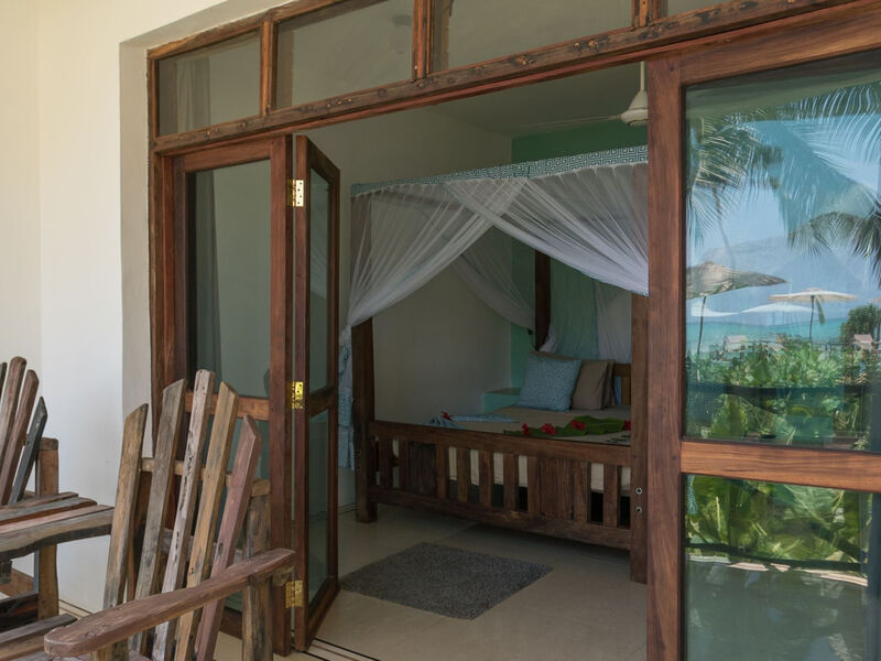 Reef And Beach Resort