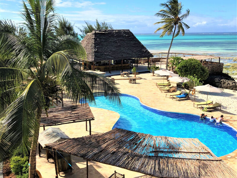 Reef And Beach Resort