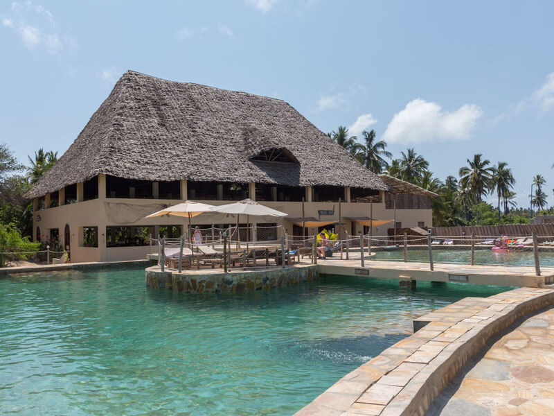 Reef And Beach Resort