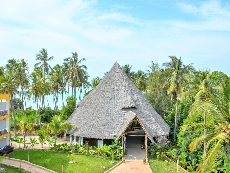 Reef And Beach Resort