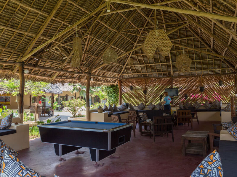 Reef And Beach Resort