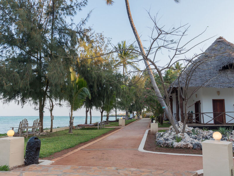 Reef And Beach Resort