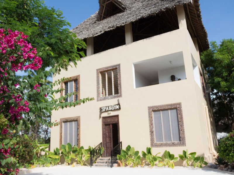 Reef And Beach Resort