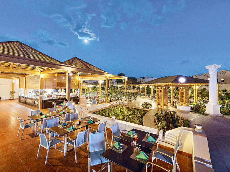 Reef Oasis Beach Resort