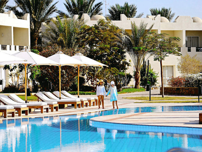 Reef Oasis Beach Resort