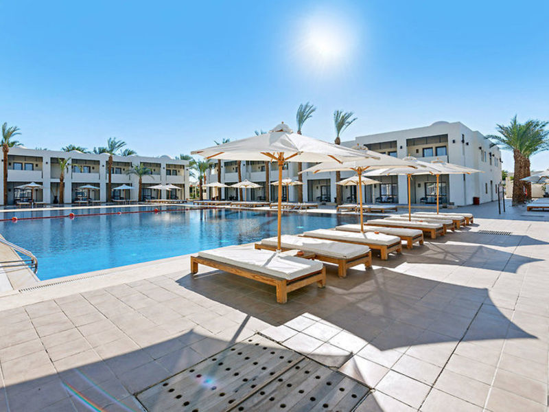 Reef Oasis Beach Resort