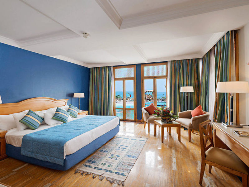 Reef Oasis Beach Resort