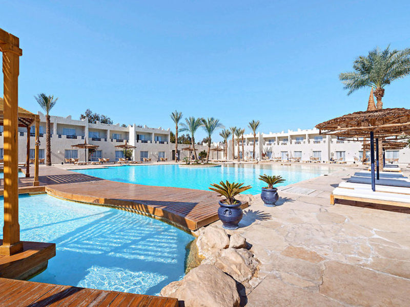 Reef Oasis Beach Resort
