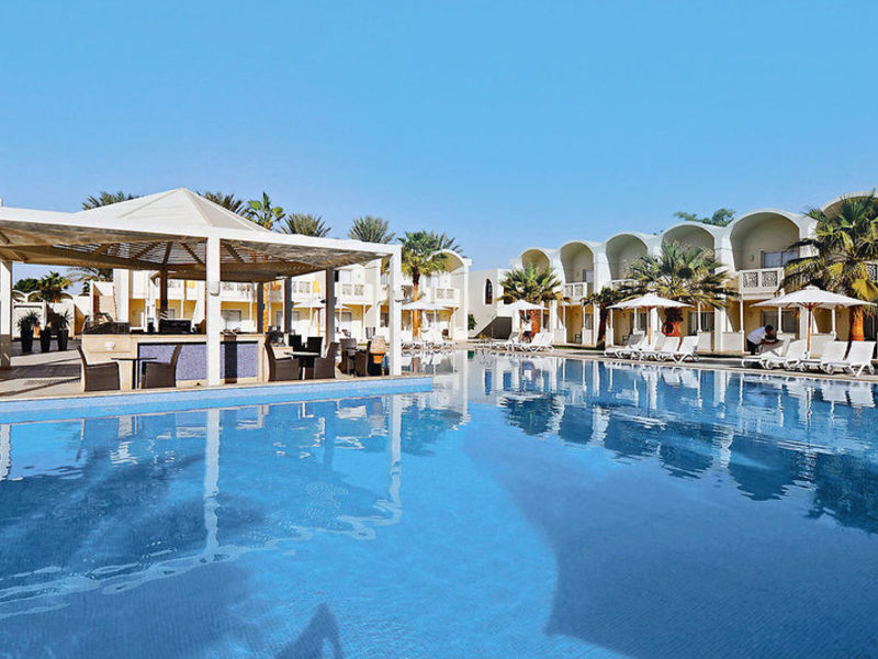 Reef Oasis Beach Resort